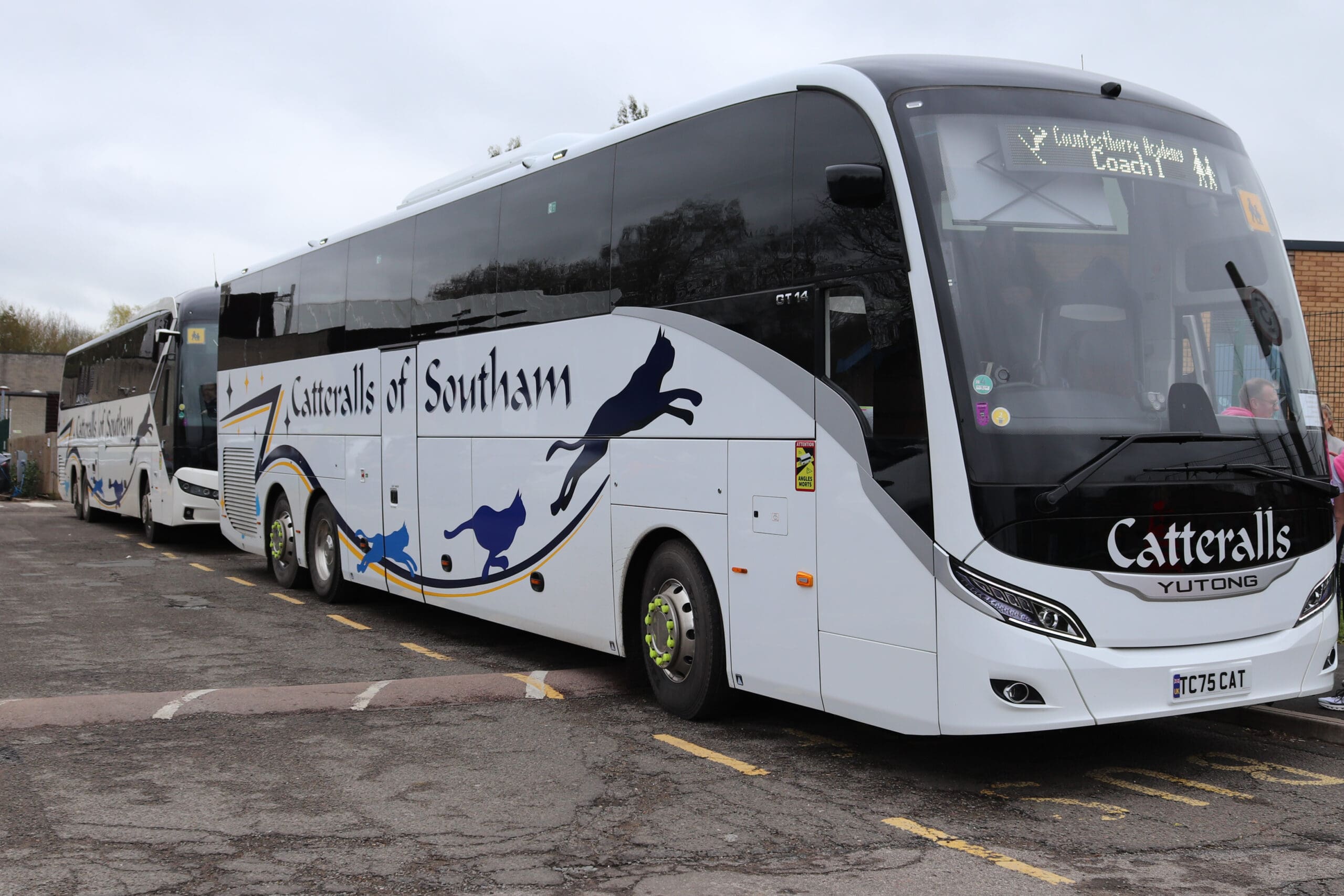 🎿 Saalbach Ski Adventure: And We’re Off! 🇦🇹🚌